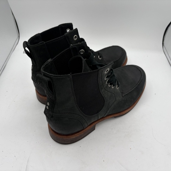 RARE UGG Australia Jarrett Leather Boots Men’s 10 Black Elastic Lace Up Moc Toe - Picture 9 of 15